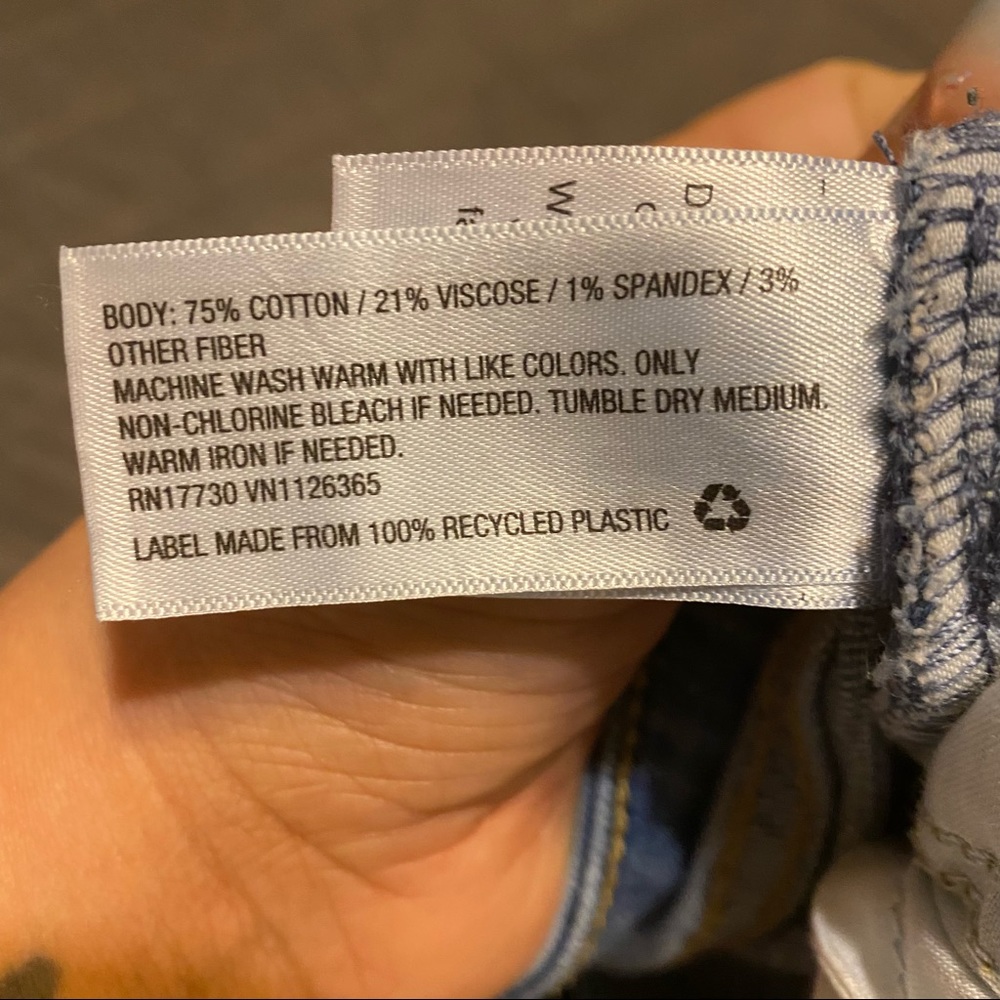 👖Universal Thread Slim Straight High Rise Jeans - Picture 5 of 9
